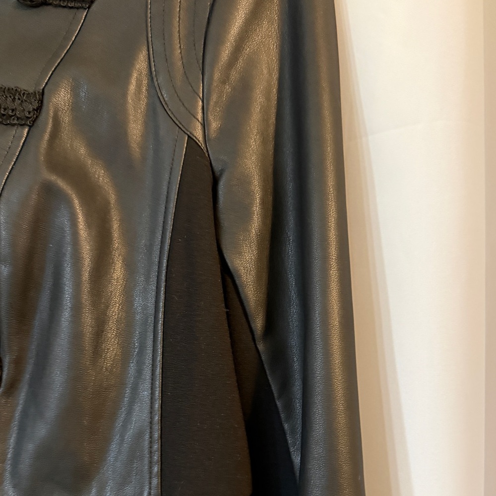 Chicos Faux Leather Military Jacket Black Size Medium Stretch Panels - Picture 4 of 12